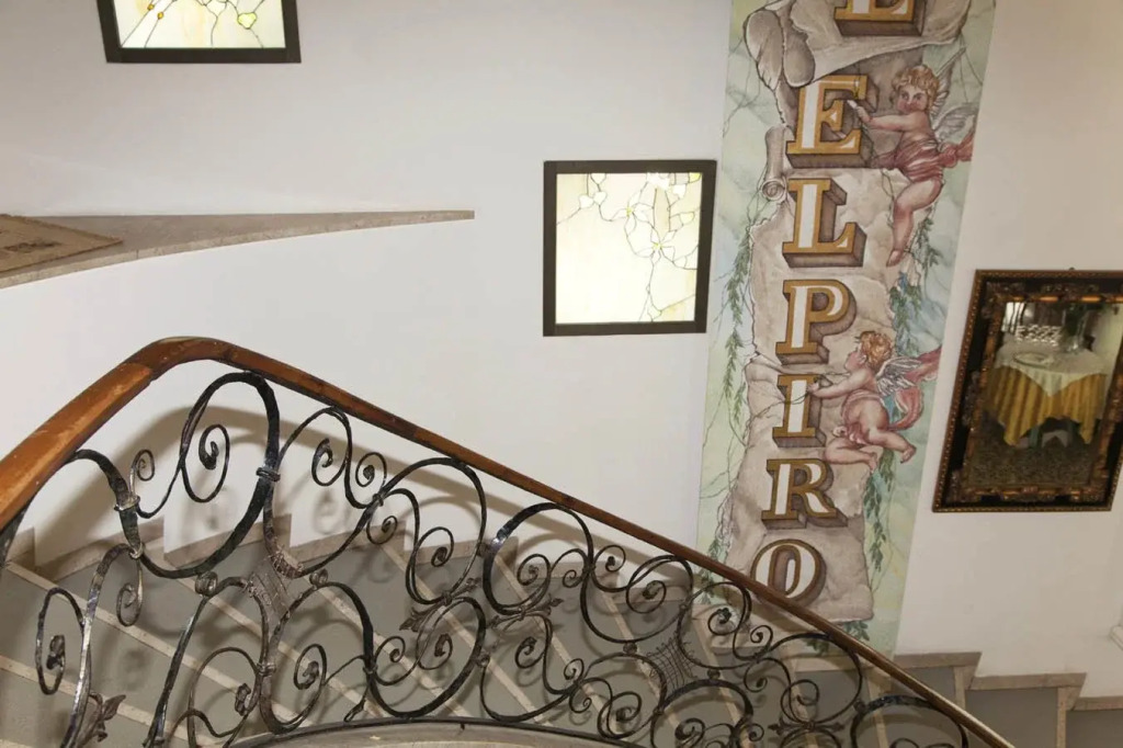 Hotel Elpiro