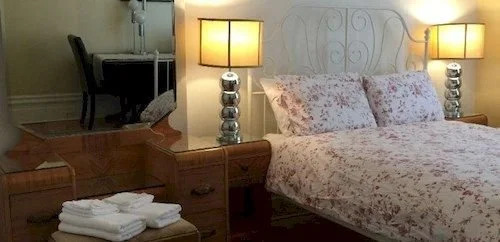 Gold Door Inn
