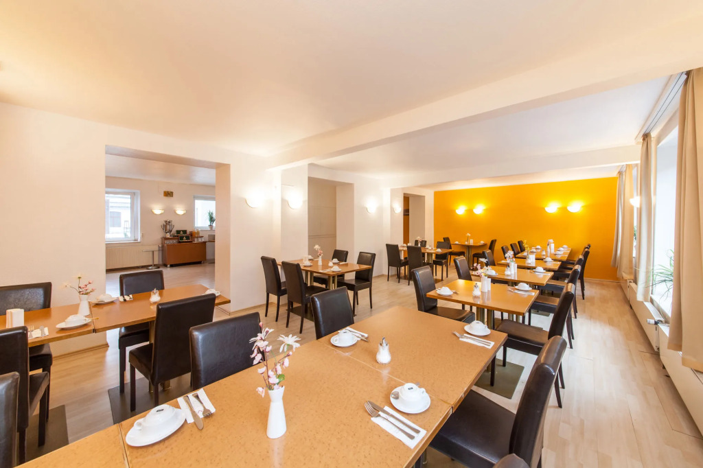 Antares Apartments