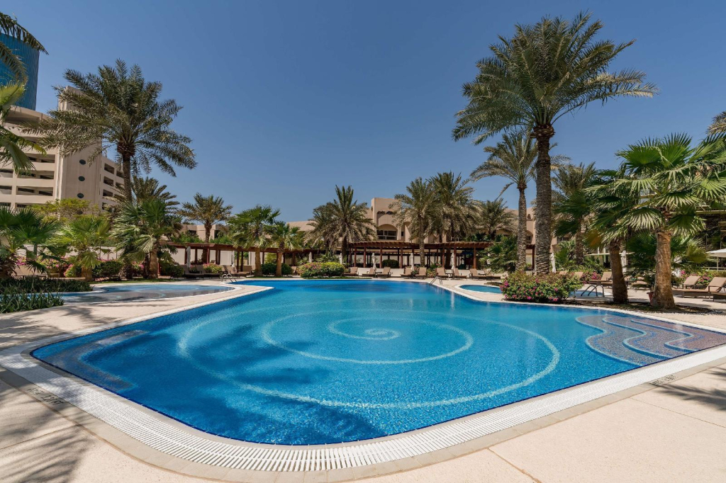 The Diplomat Radisson Blu Residence