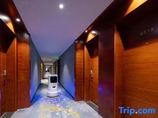 Jintai Business Hotel (Wuhan Canglong Island Hubei University of Economics Store)