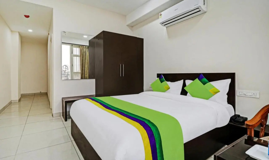 Treebo Kamron Regency Sector 80