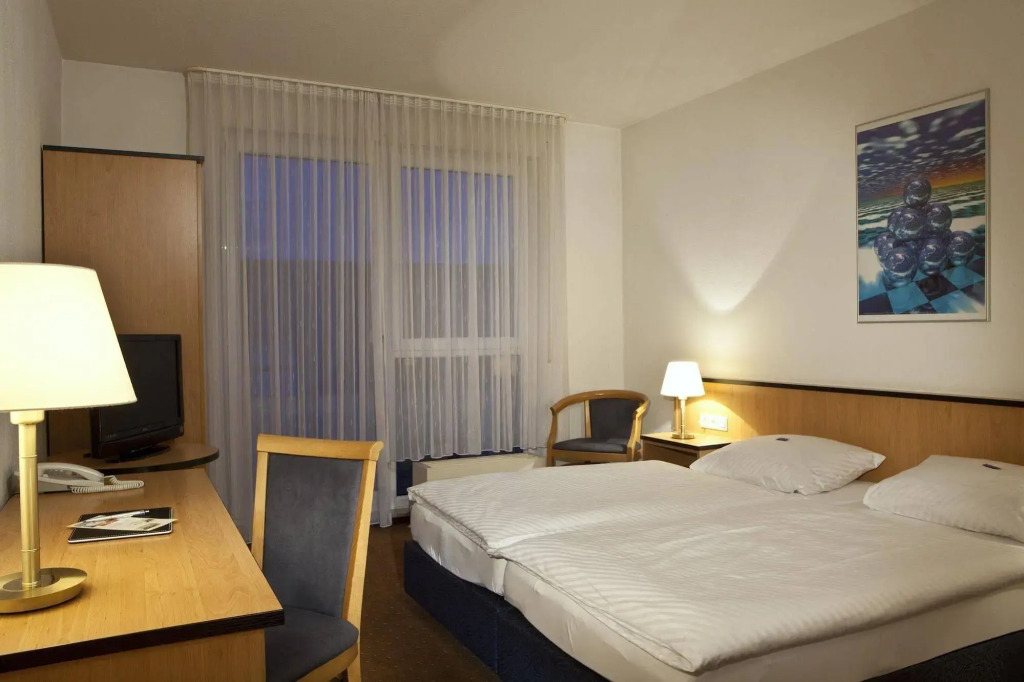 Airport-Messe-Hotel Stetten