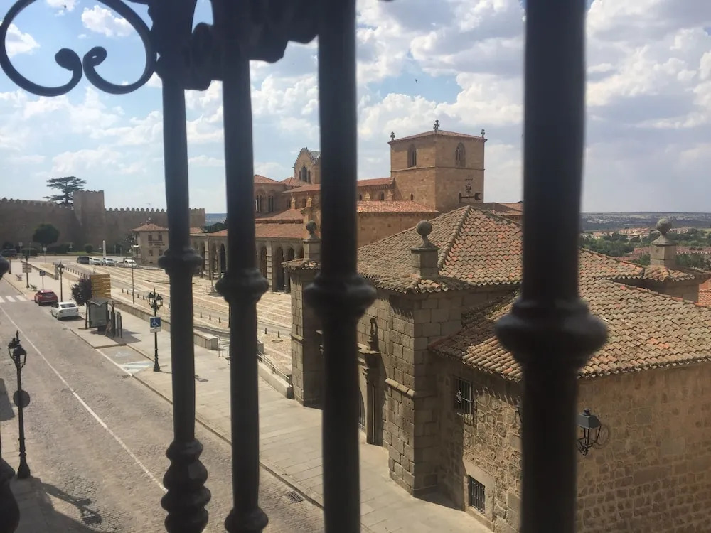 San Vicente Apartments