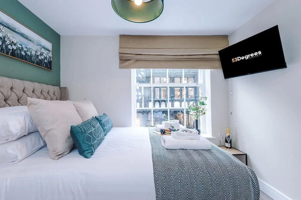 NEW Stunning Studio in the City-centre Sleeps 2