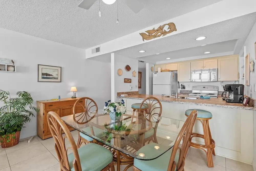 Smyrna Beach Club 607a