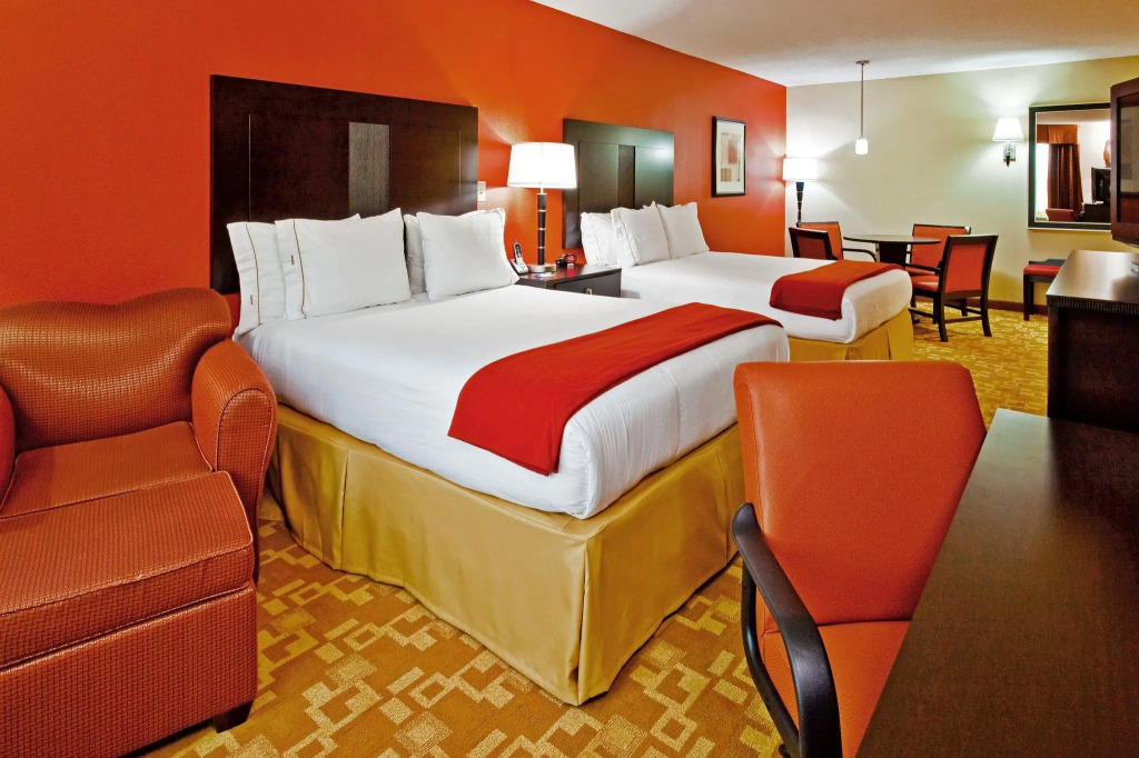 Holiday Inn Express Hotel & Suites Memphis/Germantown by IHG
