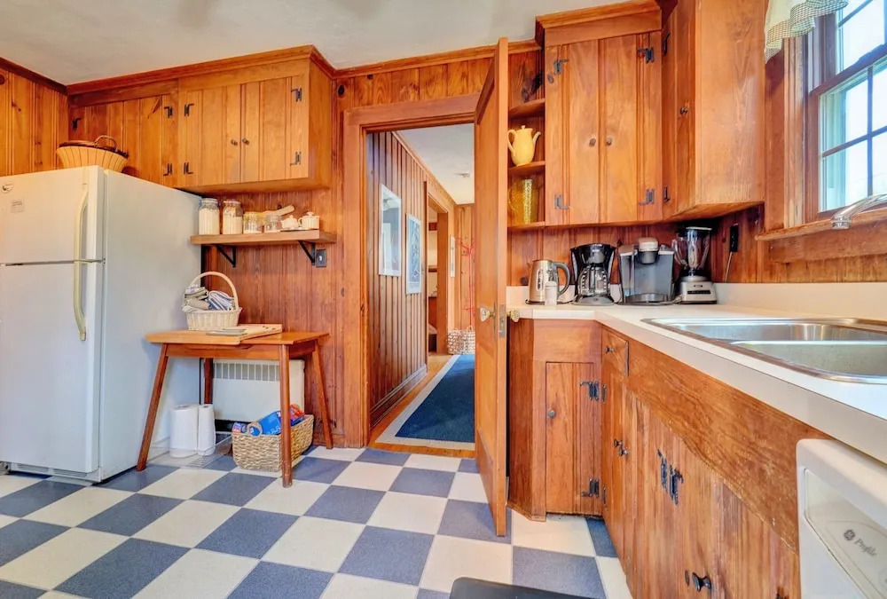 110 74th Street Home 5 Bedrooms 3.5 Bathrooms Home