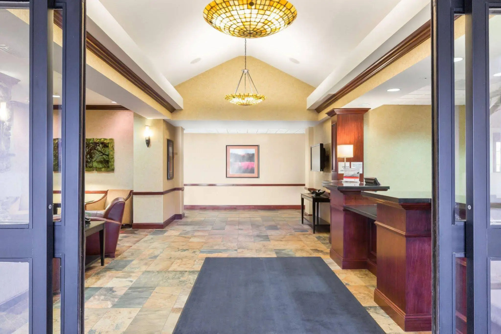 Holiday Inn Express and Suites Helena by IHG