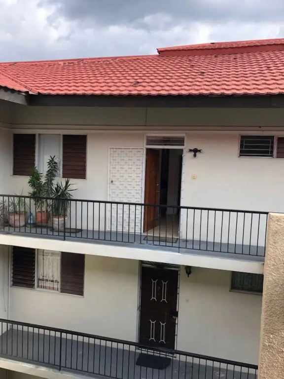 Kingston Luxury Condo Apartment