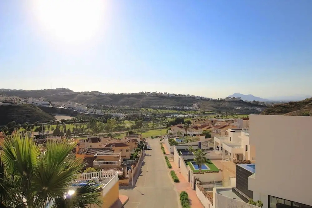 Lovely two Bedroomed Apartment Near Marquesa Golf