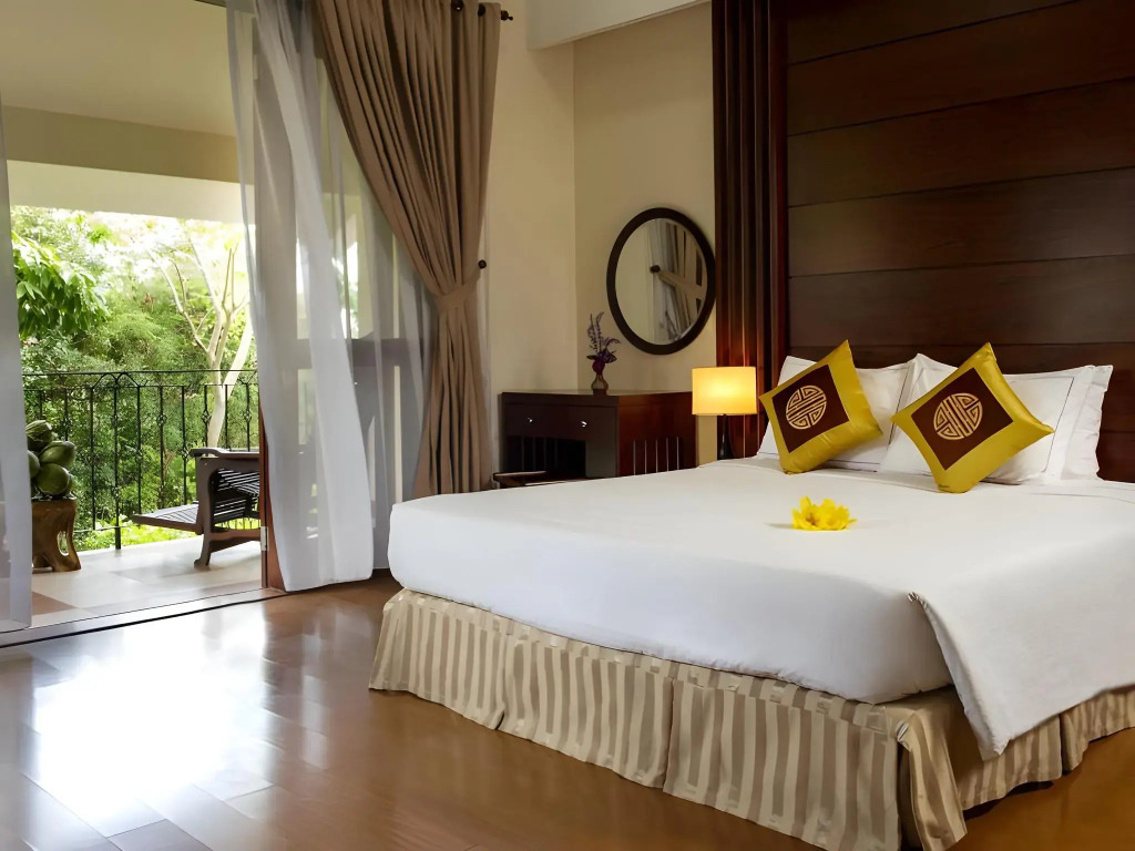 Nui Thom Ecolodge