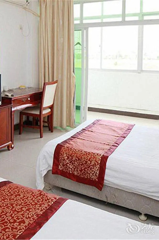 Longhai Grand Hotel