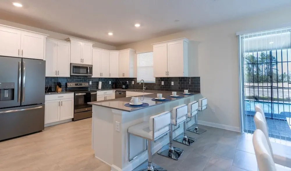 Lovely 6Bd Pool Gm Hm Storey Lake-4569tb