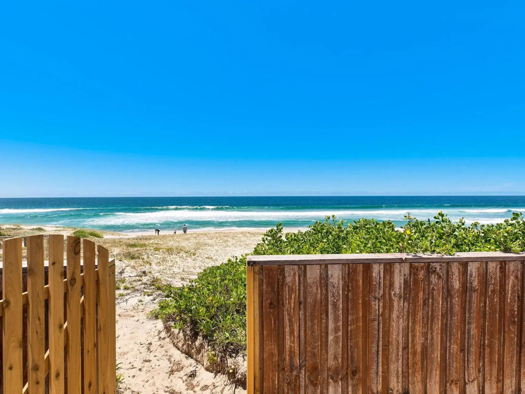 Beach House on Wyuna