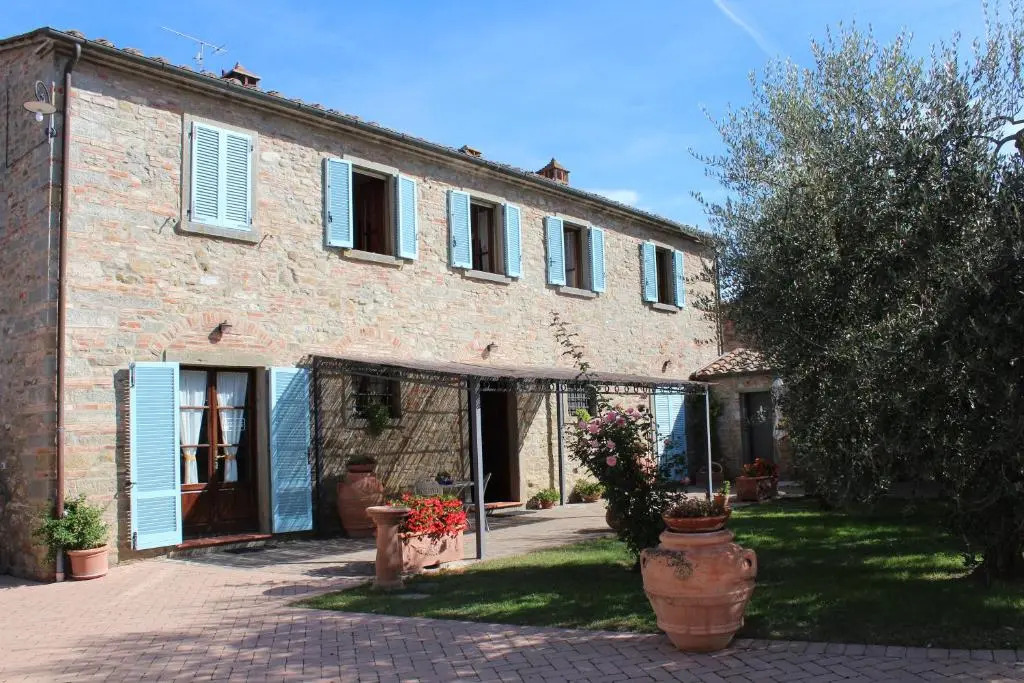 The Estate 1760 - Holiday in Cortona