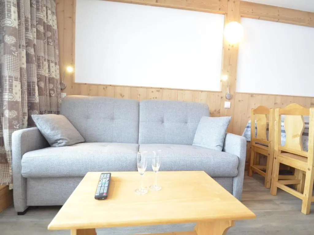 Appartement Les Menuires, 1 pièce, 4 personnes - FR-1-452-195