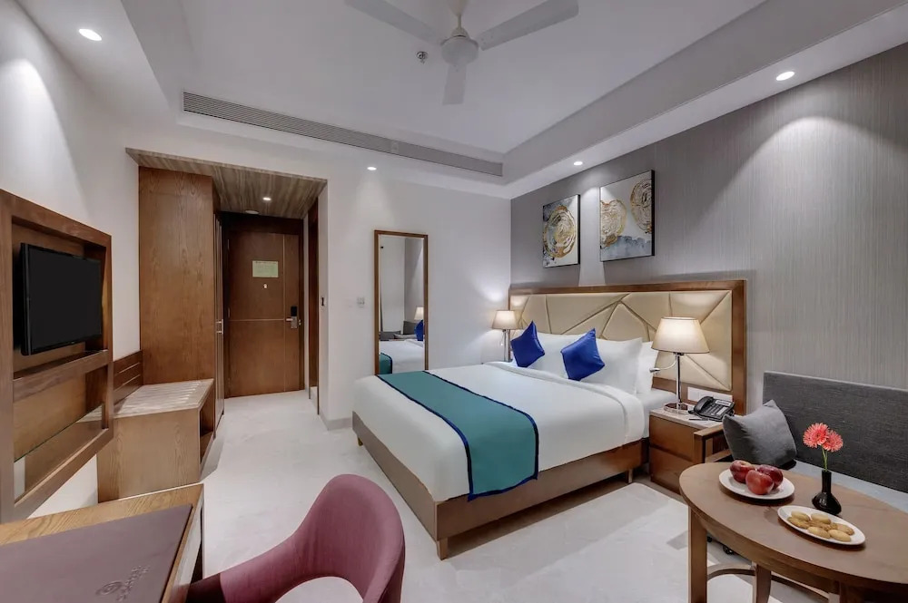 Click Hotel Aurangabad