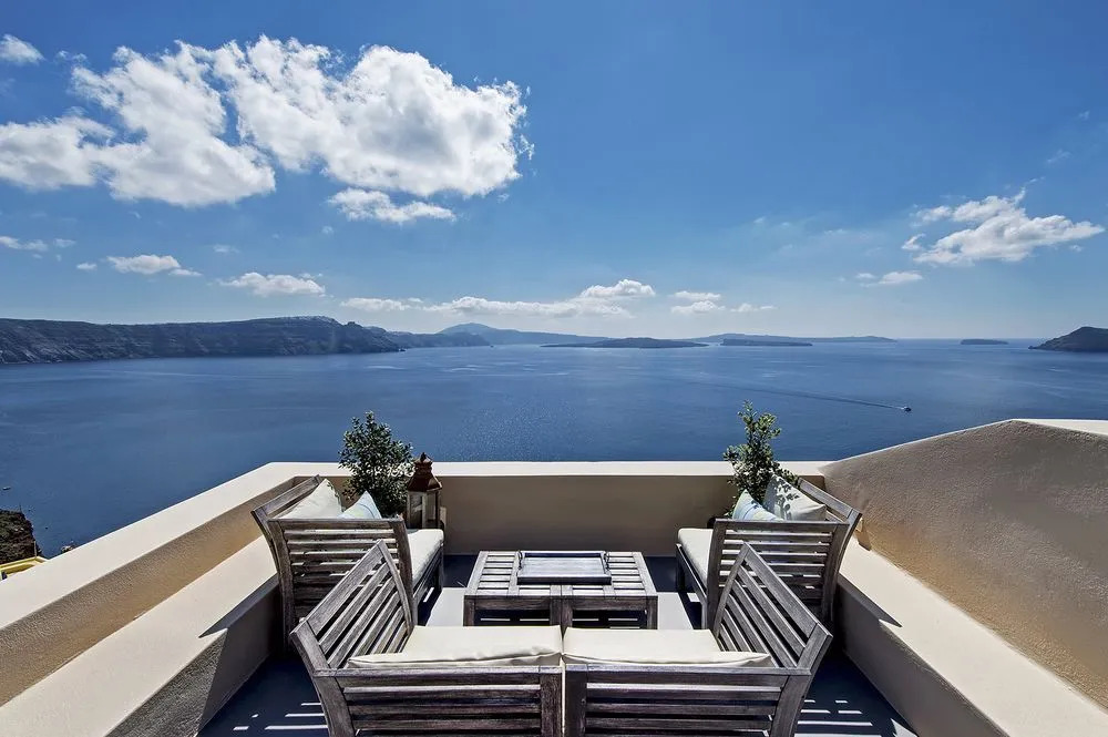 Lucky Homes - Oia