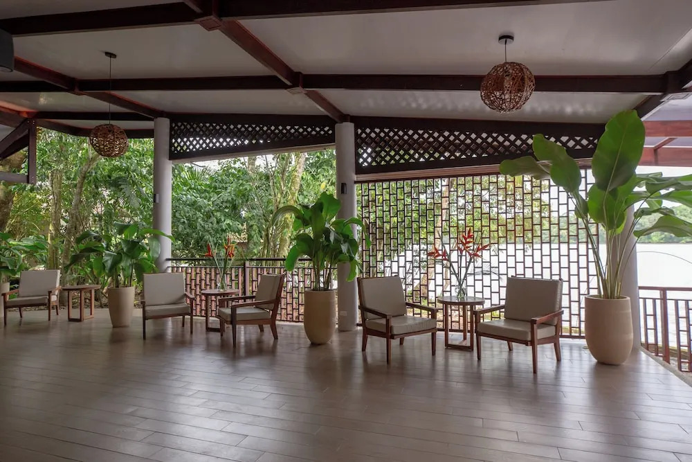 Aninga Lodge