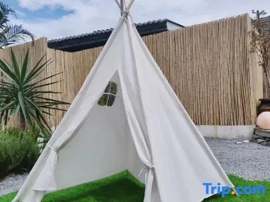 Yilanfanghua Seaview Garden Homestay (Dali Caicun Wharf Branch)