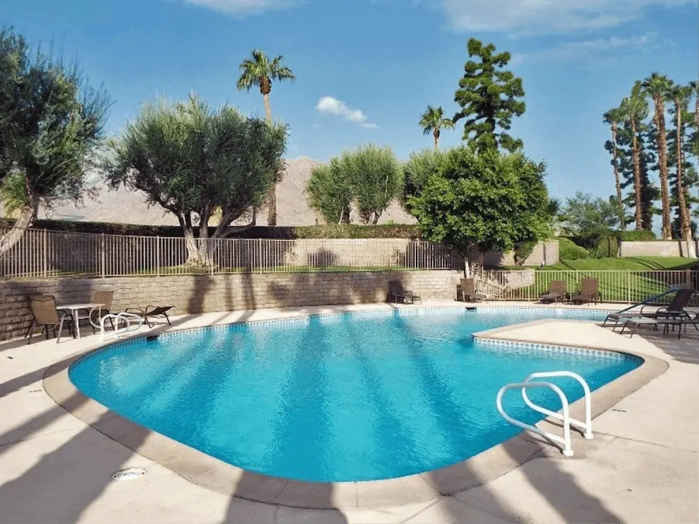 Villa Single