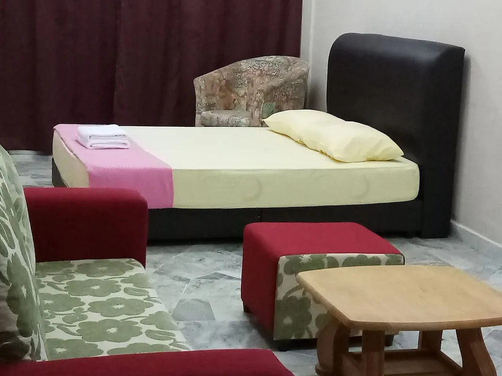 Rose Condo@ Cocobay Beach Resort