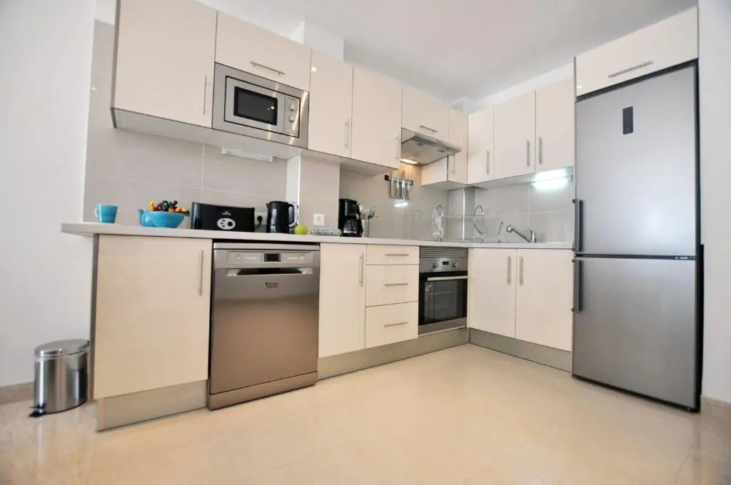 Nice townhouse on the 1st line