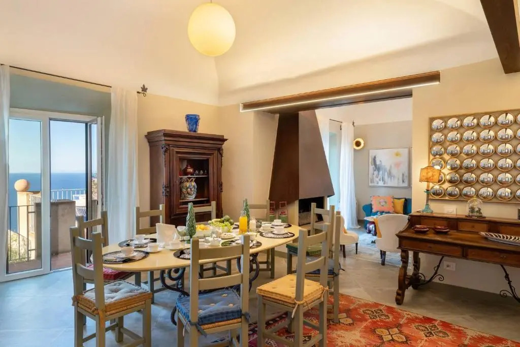 "luxury House In Populonia Above The Sea"