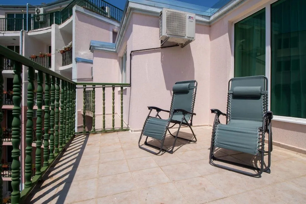 Guest Apartments Trigor City