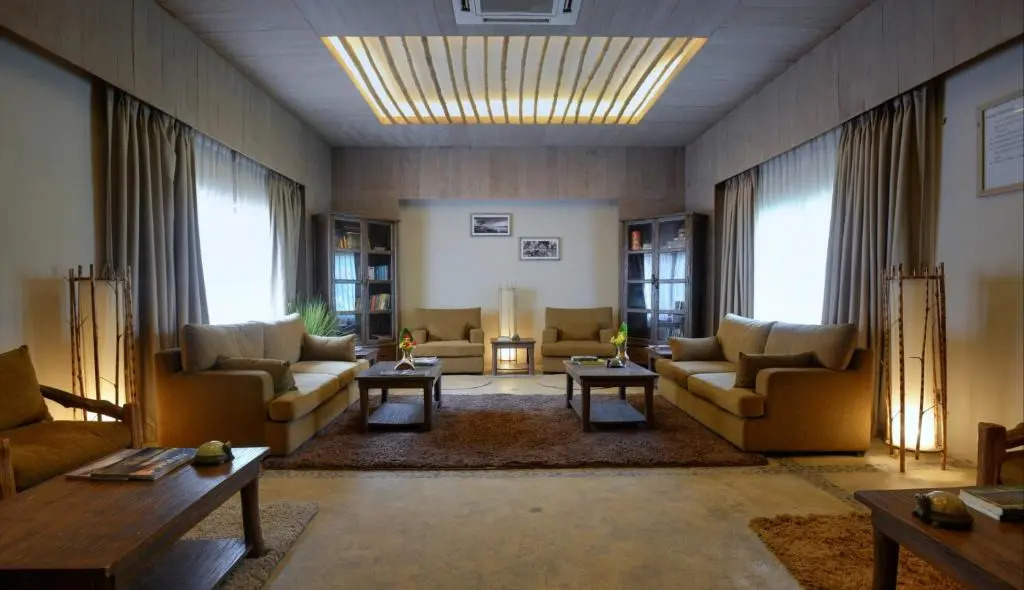 Barahi Jungle Lodge