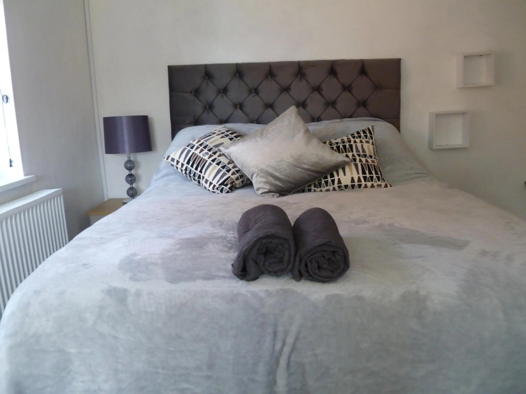 Cosy and Peaceful Maisonette with Terrace, Kidderminster