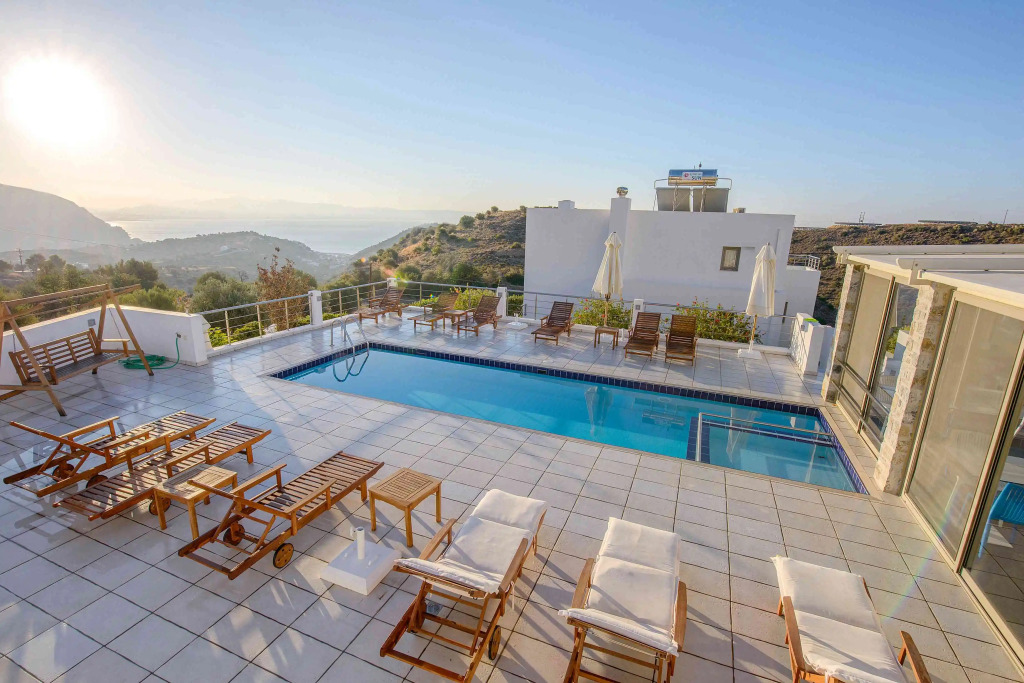 Lenikos Resort
