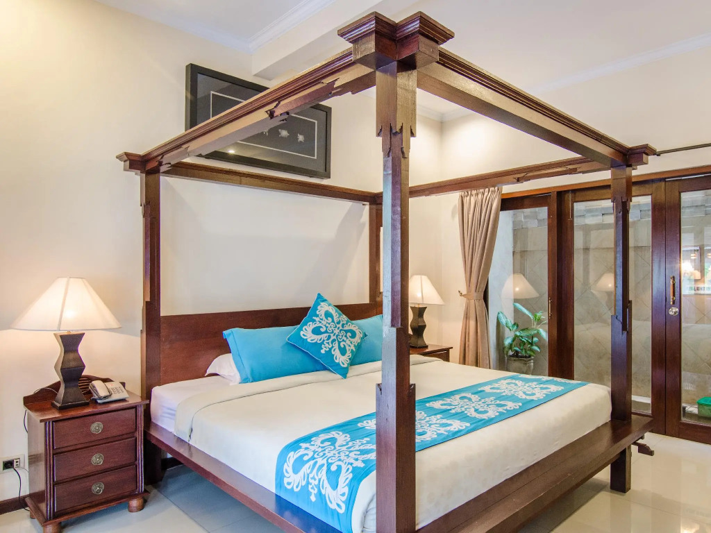 Heliconia Villa
