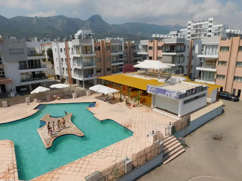 Rix Palm Apartments