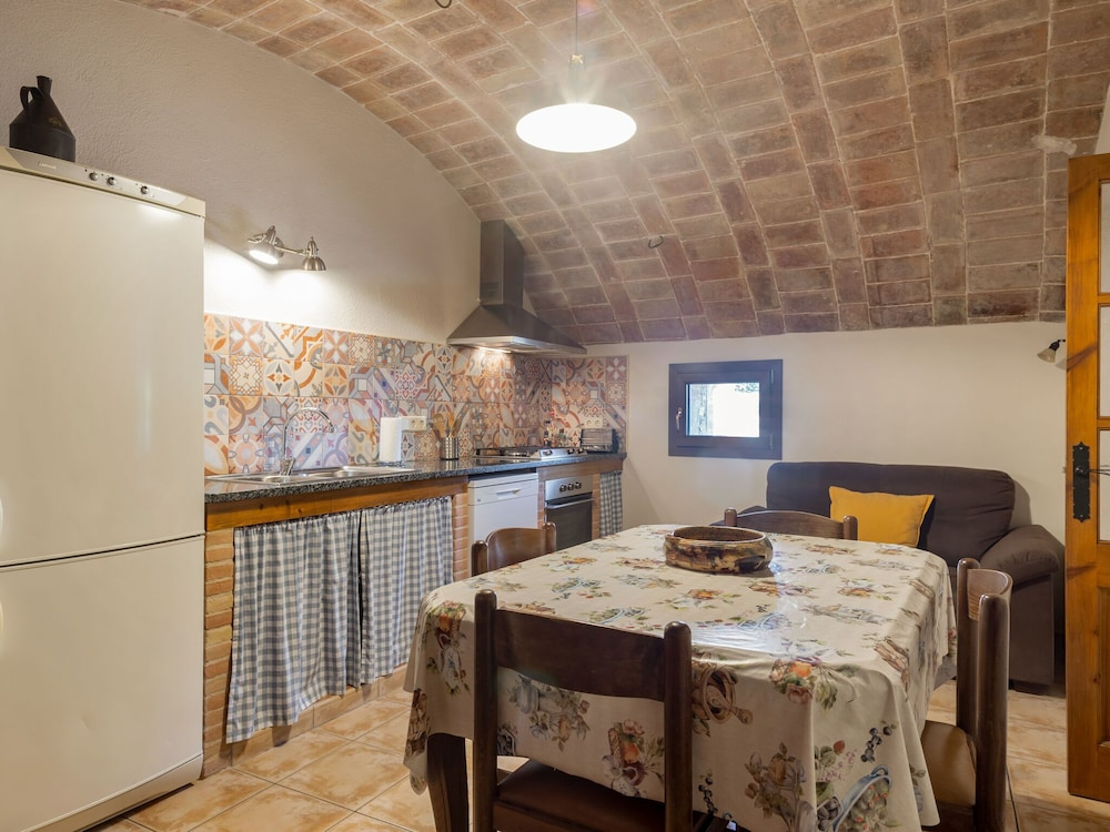 Appealing Apartment in Girona With Swimming Pool