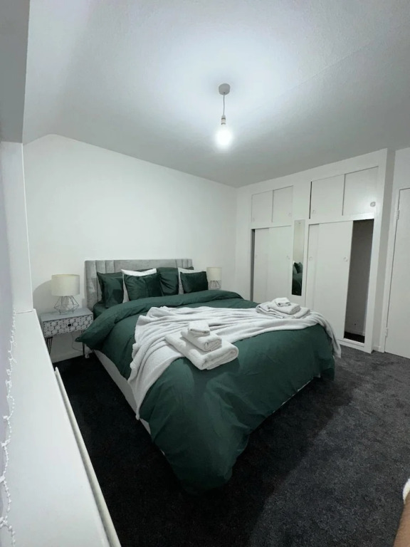 Noormak Nights Luxury 3-bed House in Birmingham