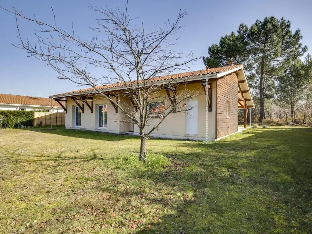 Grande maison familiale 4 chambres, 140m², proche forêt, terrasse et jardin clos, Biscarrosse - FR-1-521-22