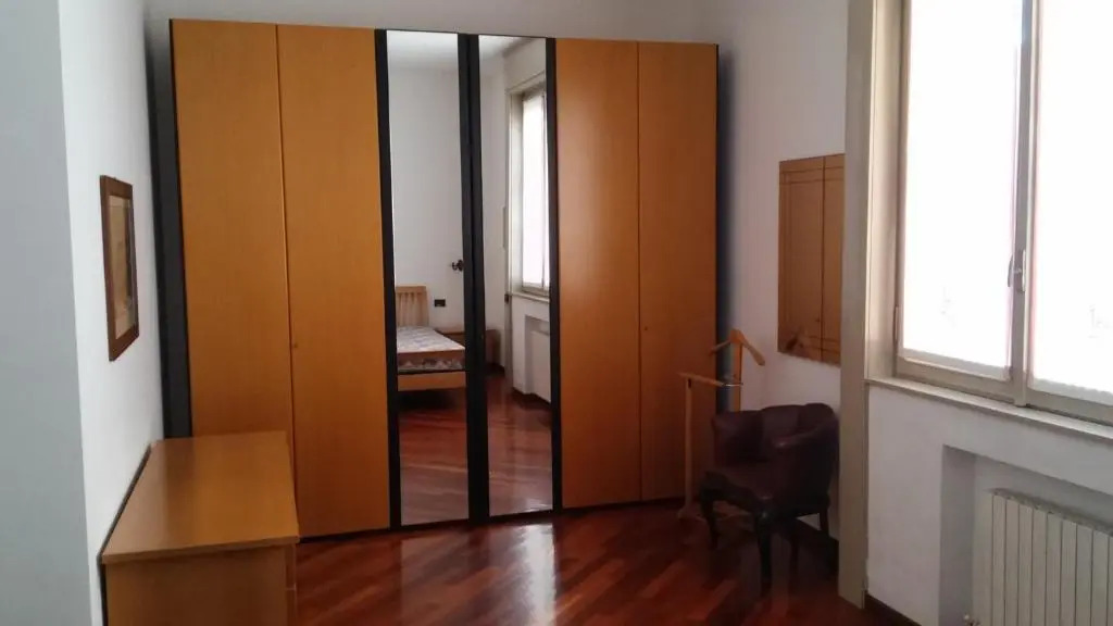 Emi Apartment