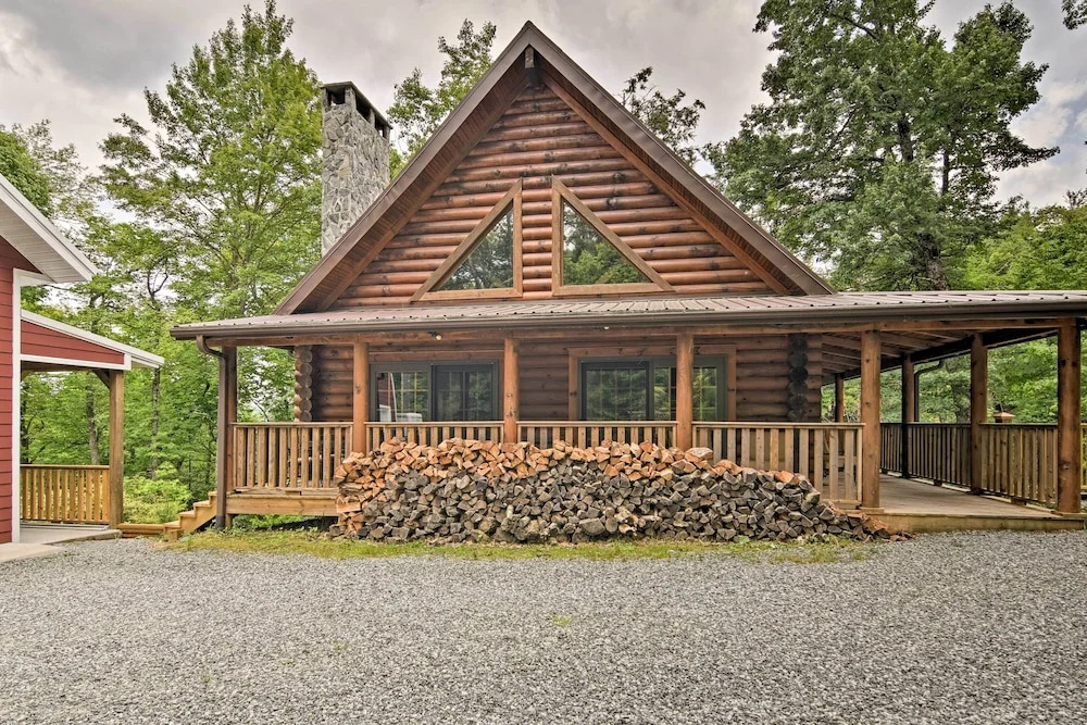 Wraparound Deck: Linville Mountain Cabin