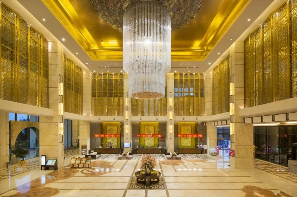 Huitang Huatian Hot Spring Resort Hotel