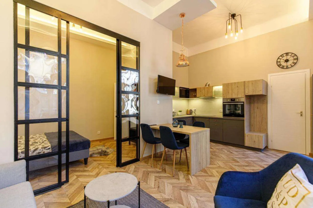 E13 Design Studio