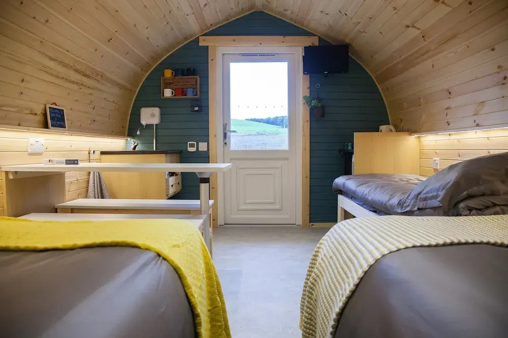 Arnprior Glamping: Brae Face