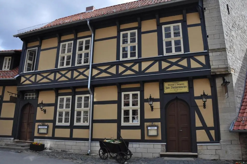 Gasthaus und Ferienwohnungen "Zum Büchsenmacher"
