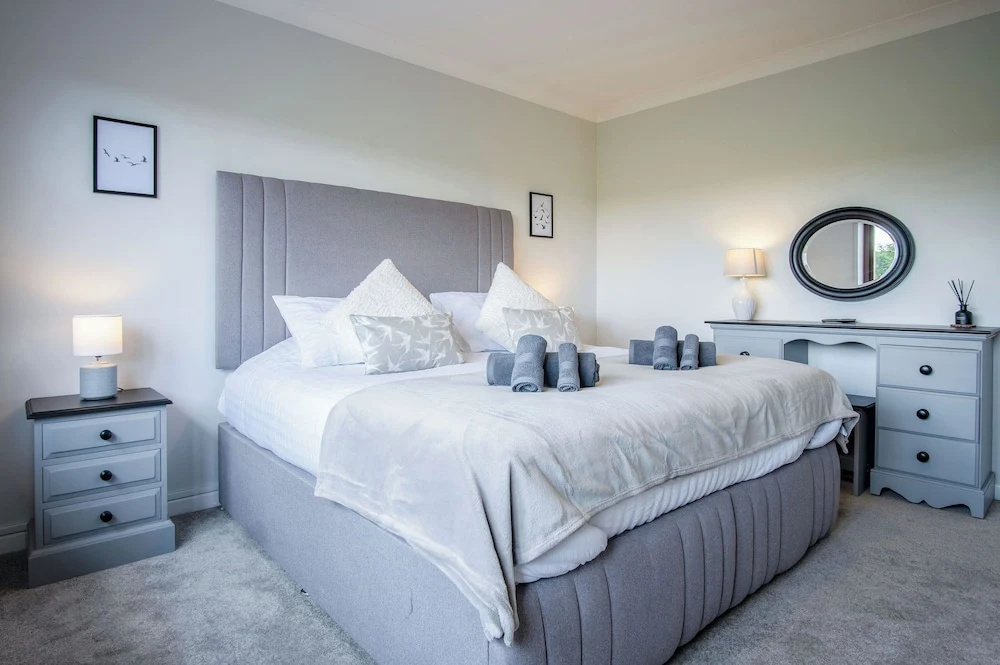 Springfield Lodge - 3 Bedroom Home - Princes Gate
