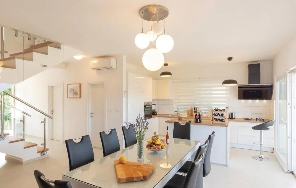 Stunning Home in Lumbarda With Wifi and 3 Bedrooms