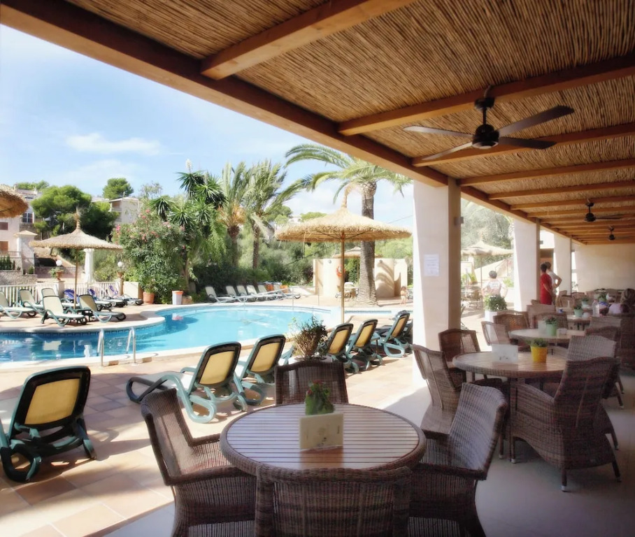 Hotel Apartamentos Cala Santanyi