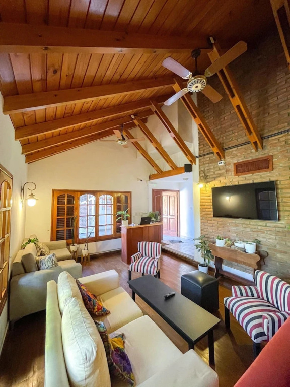 Falucho Hostel