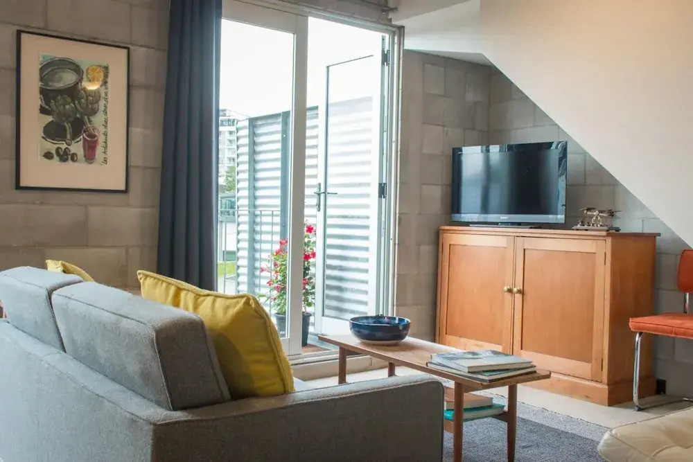 Sunny 3 Bedroom Townhouse Central With Park Views