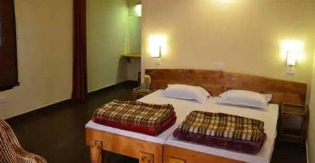 Hotel Corbett Plaza